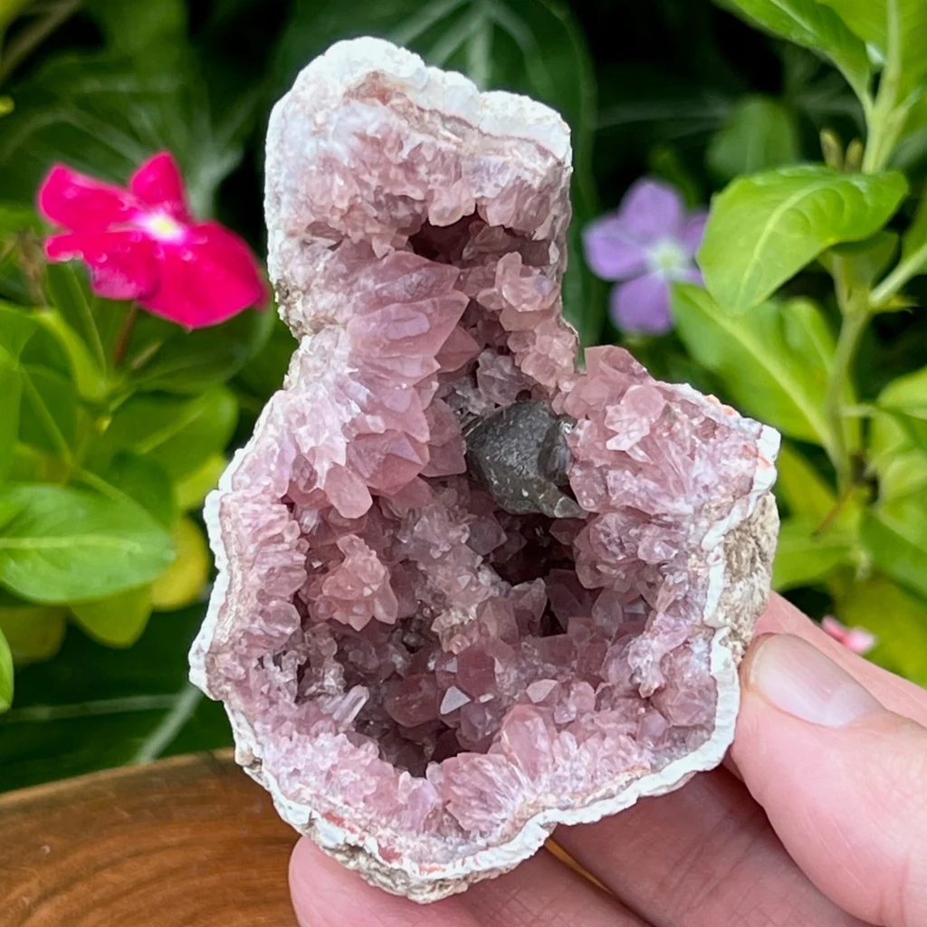 PA391-Pink-Amethyst-Crystals-Geode-Specimen-011ab4_1024x1024